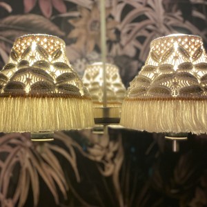 handgefertigte Upcycling Makramee-Hängelampe – Bild 6