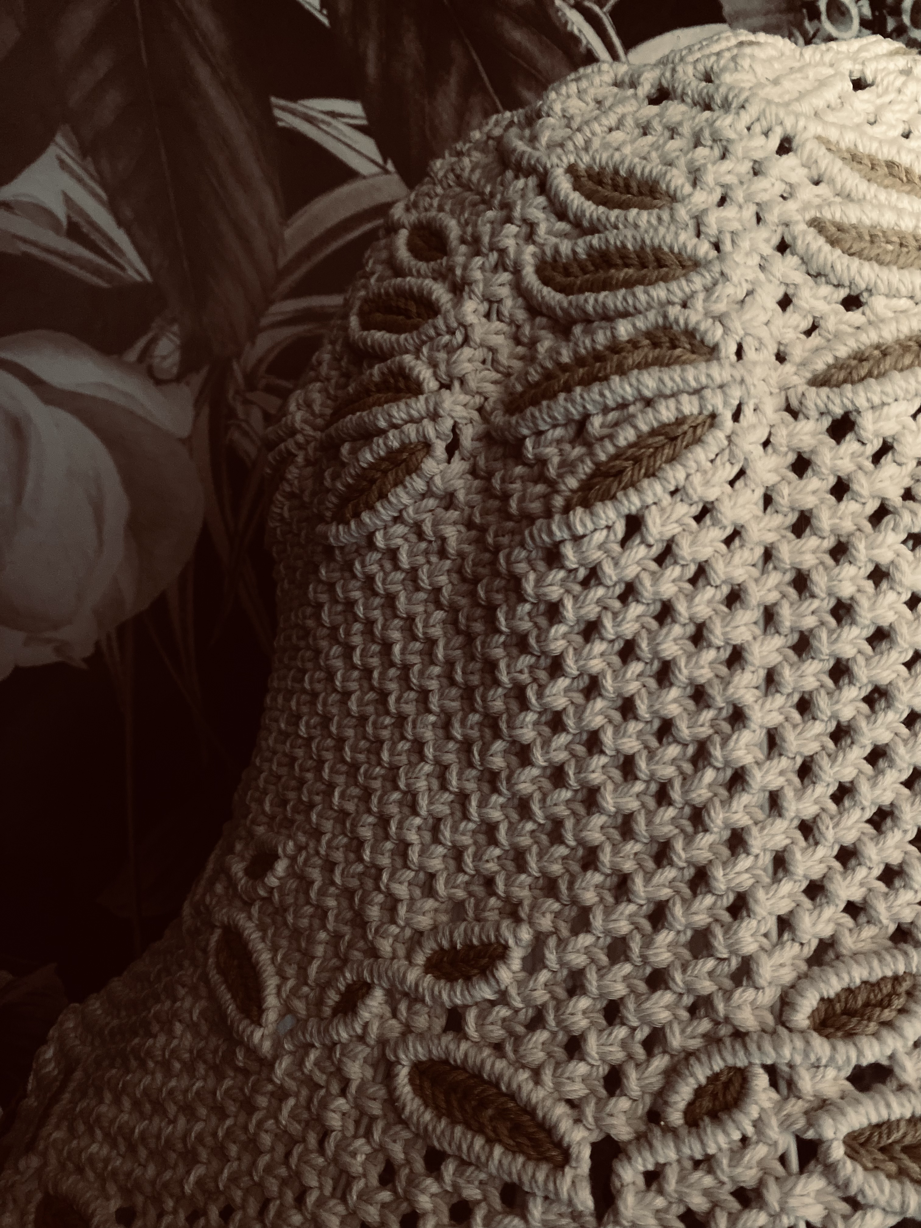 handgefertigte Upcycling Makramee-Stehlampe – Bild 6