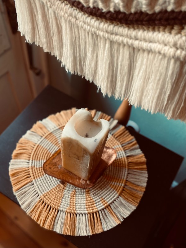 handgeknüpfte Makramee-Untersetzer in verschiedenen Größen