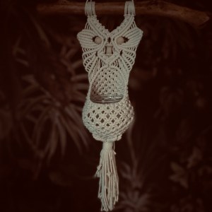 handgefertigtes Lichtspiel/Blumenampel Eule – Bild 2