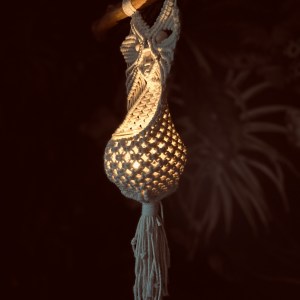 handgefertigtes Lichtspiel/Blumenampel Eule – Bild 3