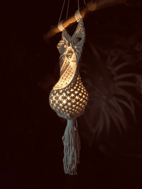 handgefertigtes Lichtspiel/Blumenampel Eule