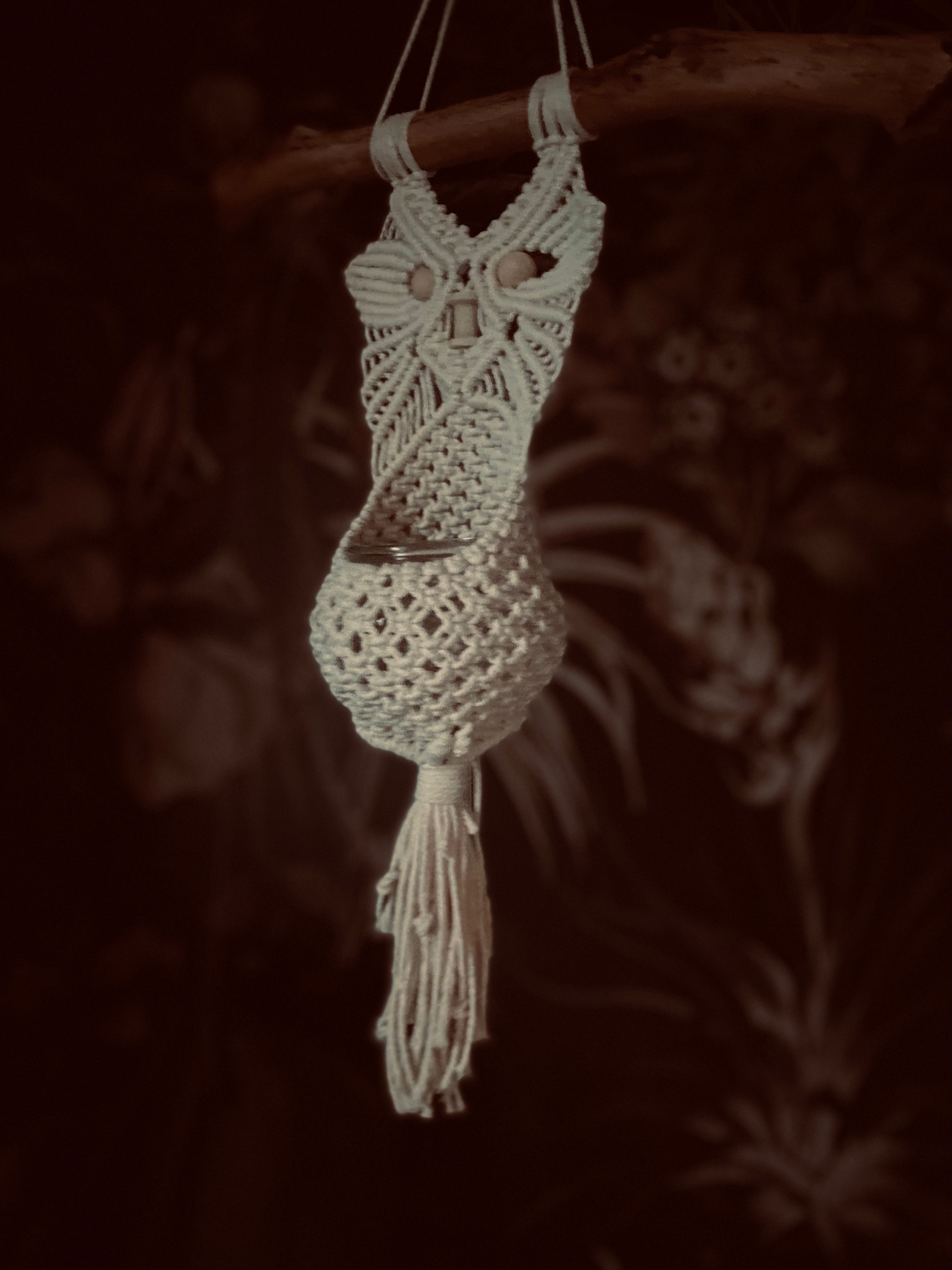 handgefertigtes Lichtspiel/Blumenampel Eule – Bild 4