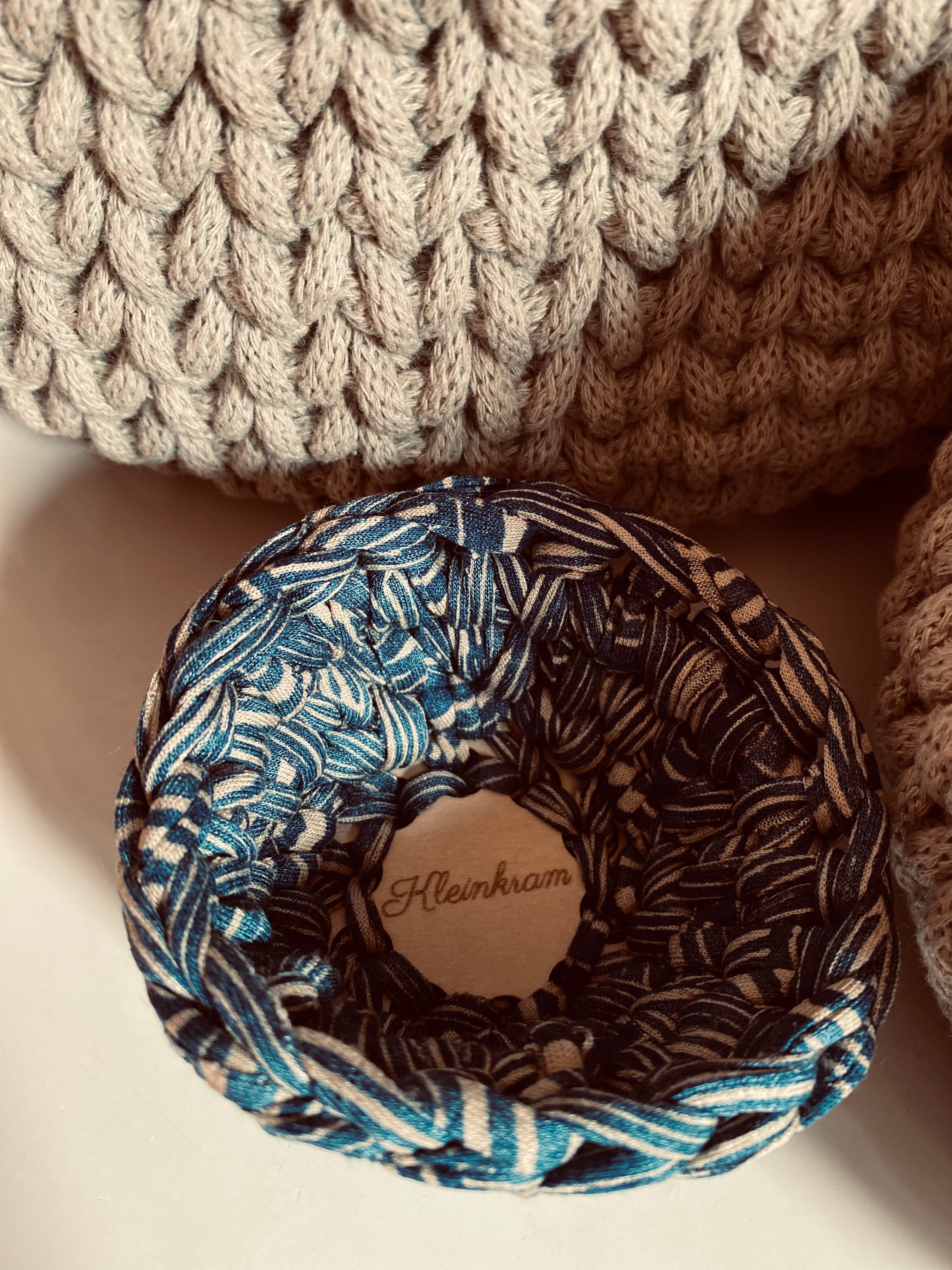 handgemachte Häkelkörbe Boho | gelaserte Holzböden – Bild 19