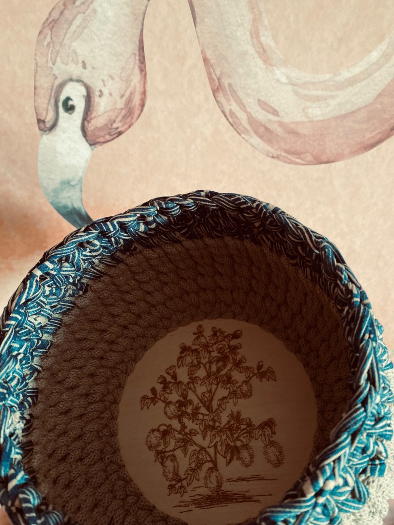 handgemachte Häkelkörbe Boho | gelaserte Holzböden