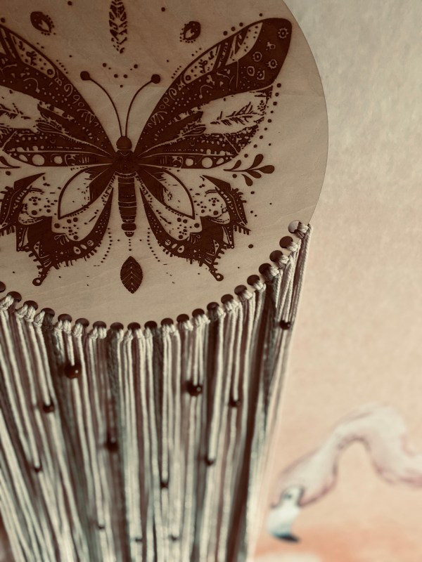 handgemachter Traumfänger | Mandala-Schmetterling