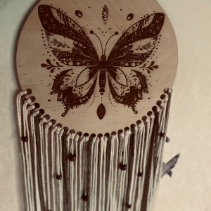 handgemachter Traumfänger | Mandala-Schmetterling