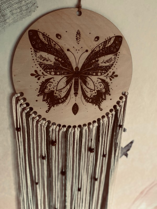 handgemachter Traumfänger | Mandala-Schmetterling