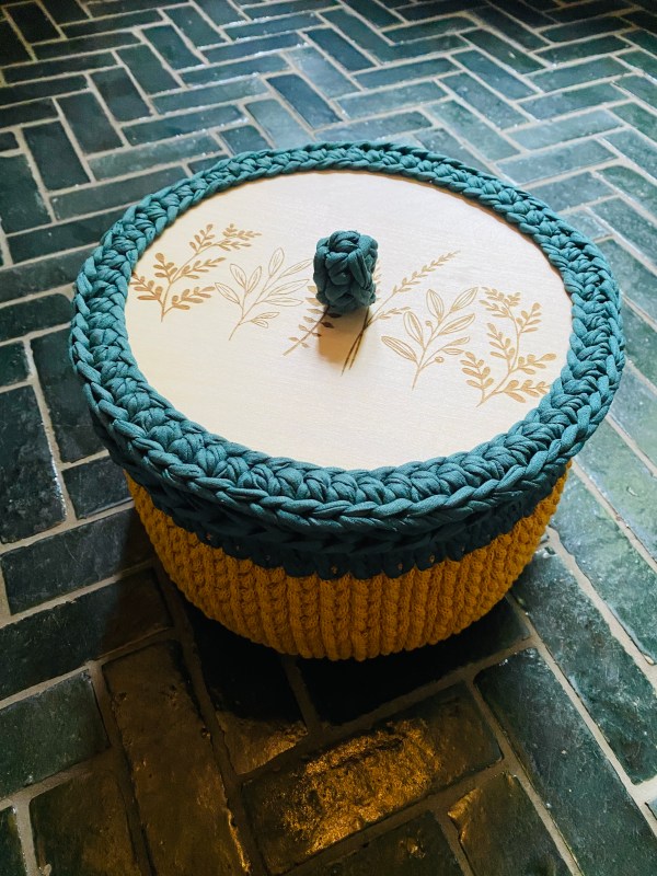 handgemachte Häkelkörbe Boho | gelaserte Holzböden