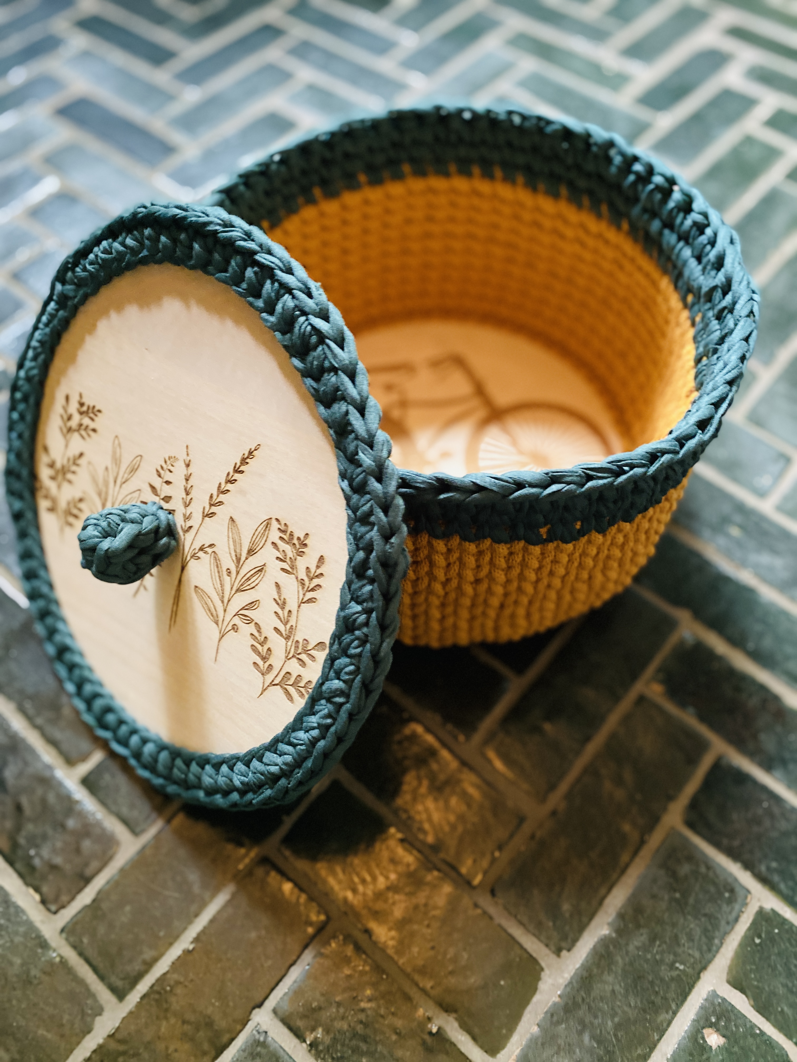 handgemachte Häkelkörbe Boho | gelaserte Holzböden – Bild 4