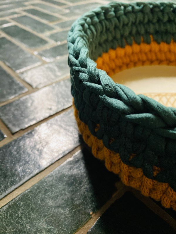 handgemachte Häkelkörbe Boho | gelaserte Holzböden