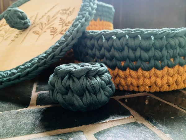 handgemachte Häkelkörbe Boho | gelaserte Holzböden