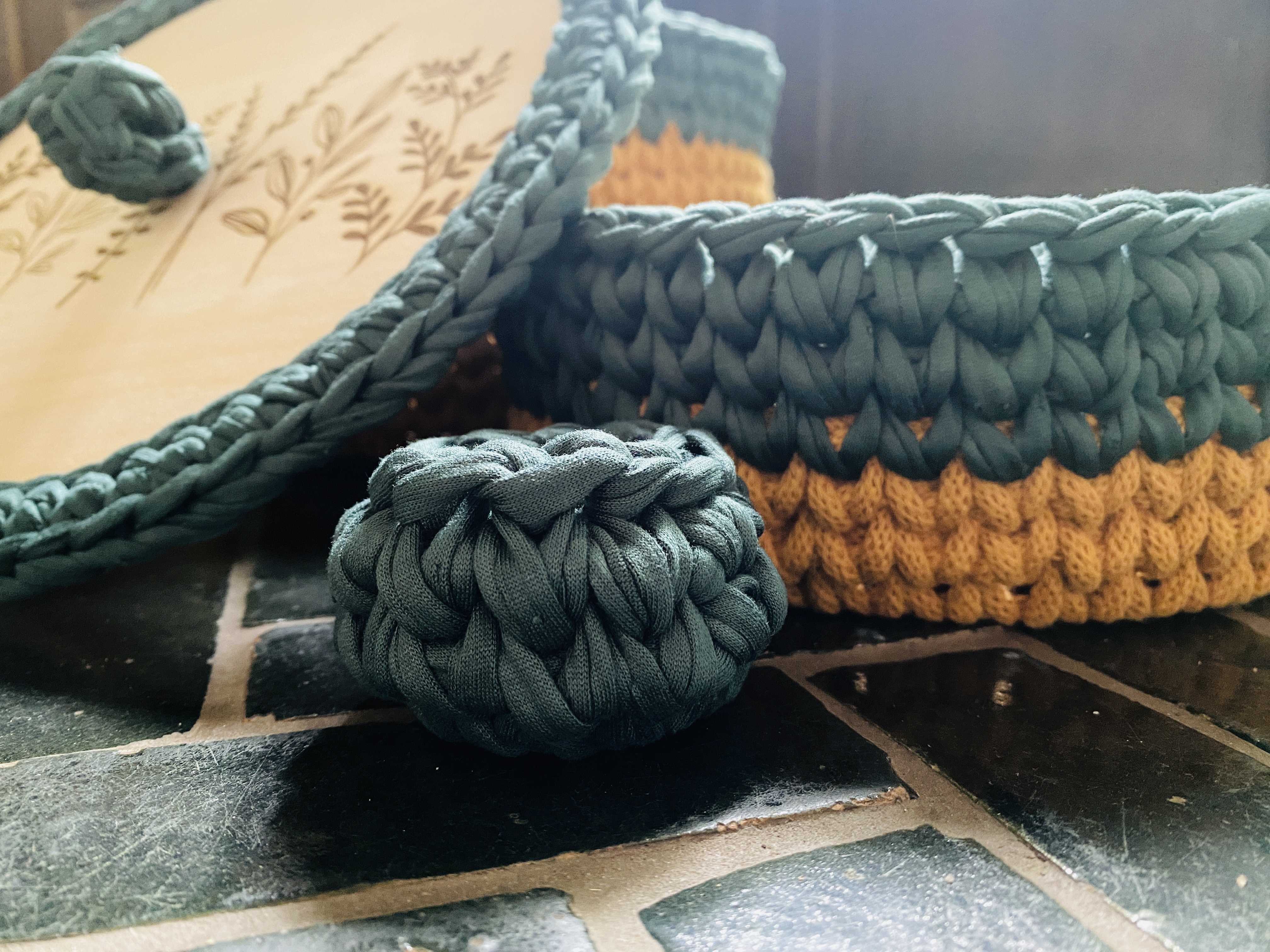 handgemachte Häkelkörbe Boho | gelaserte Holzböden – Bild 12