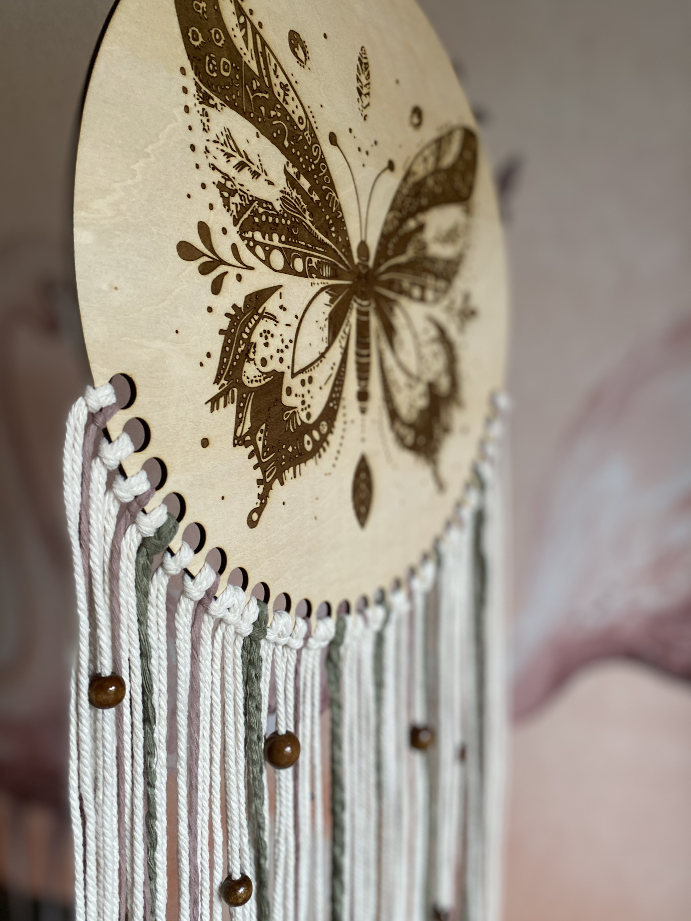 handgemachter Traumfänger | Mandala-Schmetterling – Bild 7