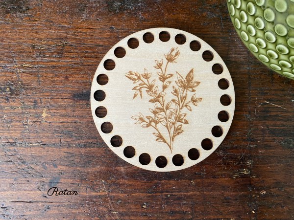 Häkelböden | Lindensperrholz | mit Gravur