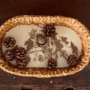 handgemachte Häkelkörbchen mit gelaserten Sperrholzböden | Herbstdeko in warmem Senfgelb – Bild 7