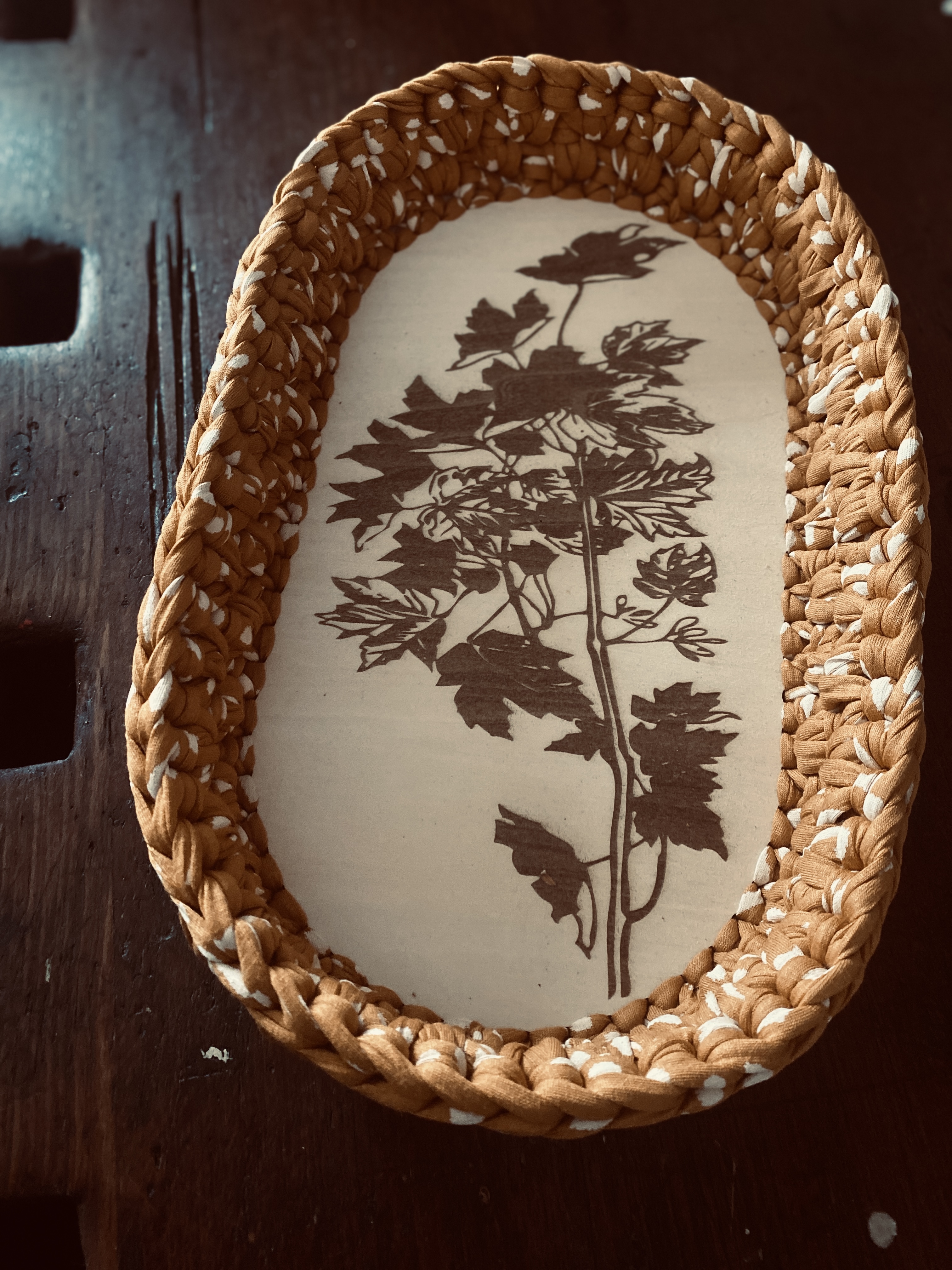 handgemachte Häkelkörbchen mit gelaserten Sperrholzböden | Herbstdeko in warmem Senfgelb – Bild 13