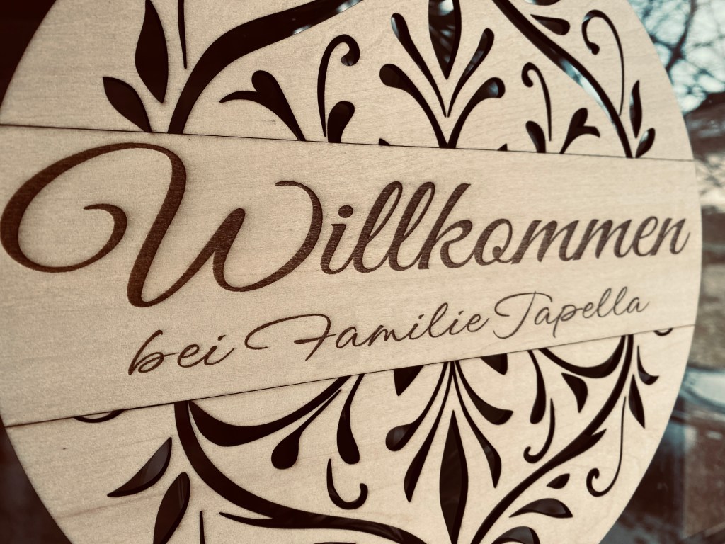 Personalisiertes Türschild | Weihnachtskugel mit Familiennamen