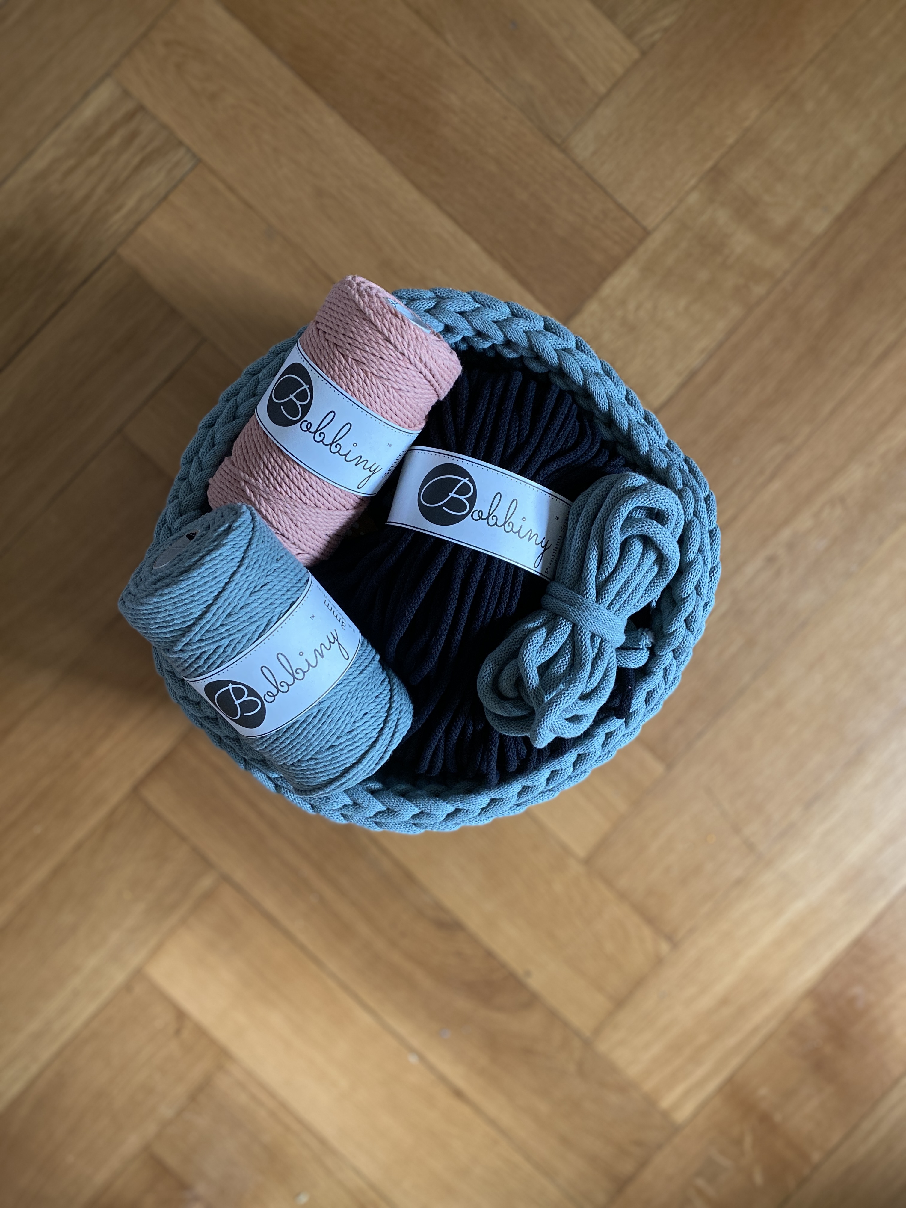 handgehäkelter Korb aus Bobbiny Flechtkordel | mit gelasertem Kreativmotiv – Bild 6