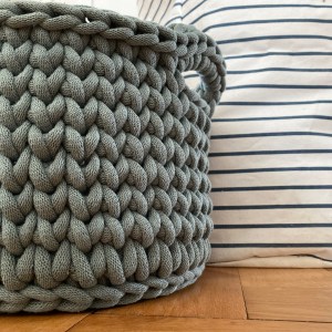 handgehäkelter Korb aus Bobbiny Flechtkordel | mit gelasertem Kreativmotiv – Bild 2