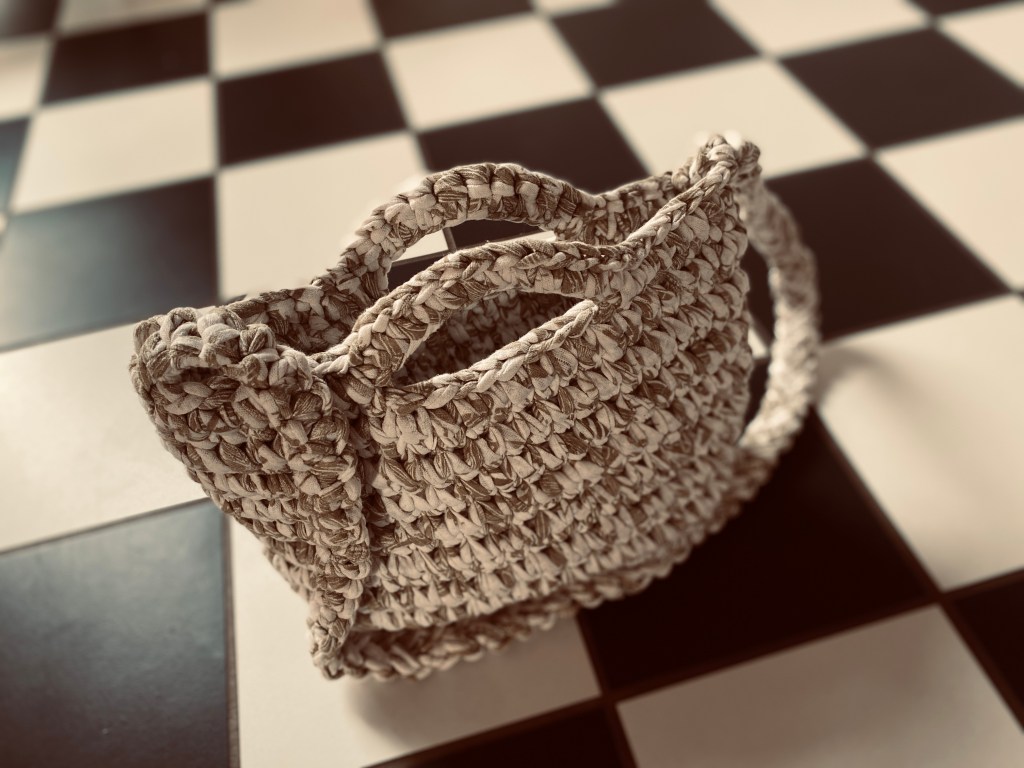 handgehäkelte Vintage Handtasche aus Textilgarn