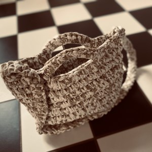 handgehäkelte Vintage Handtasche aus Textilgarn – Bild 1