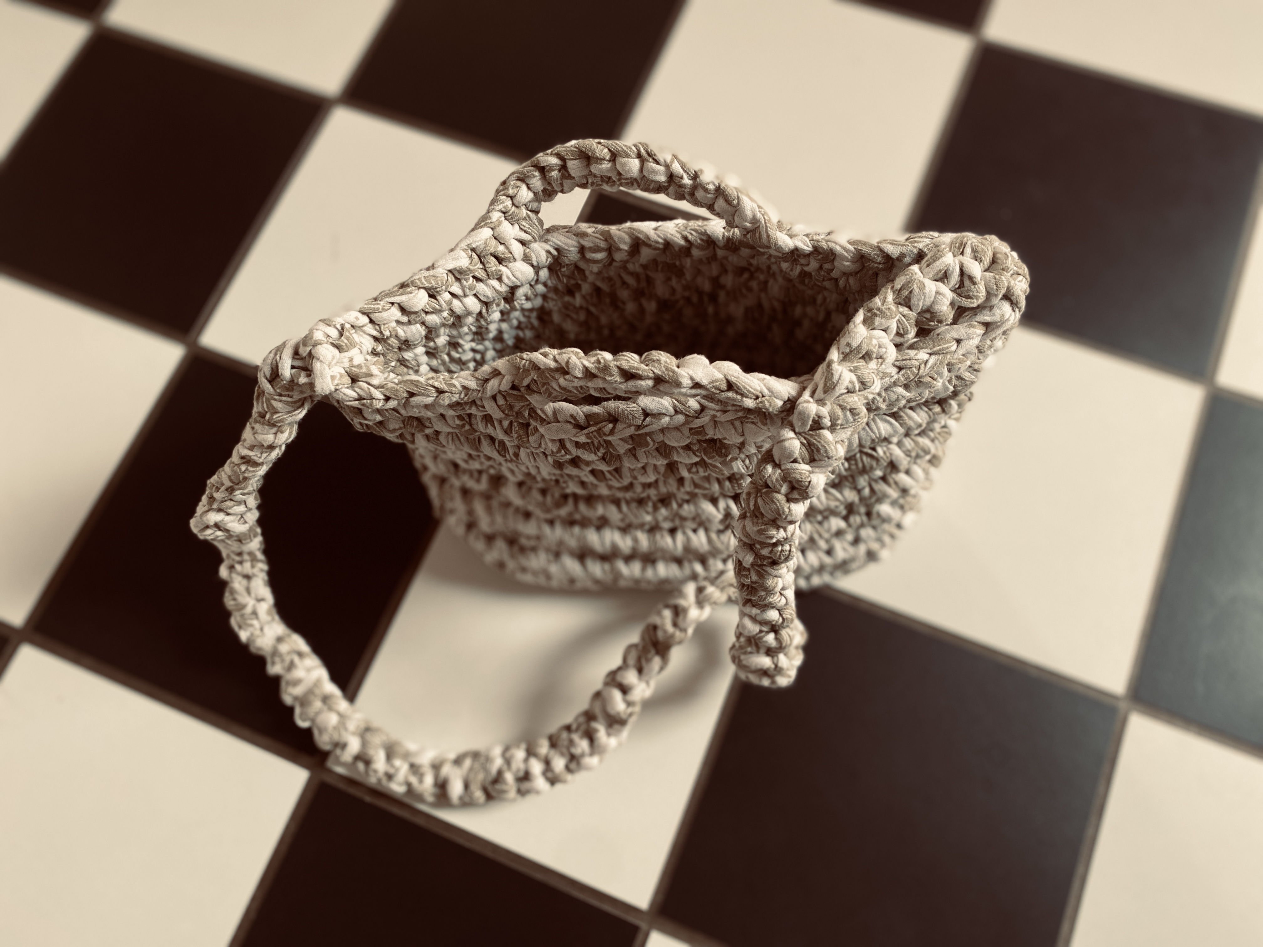 handgehäkelte Vintage Handtasche aus Textilgarn – Bild 3