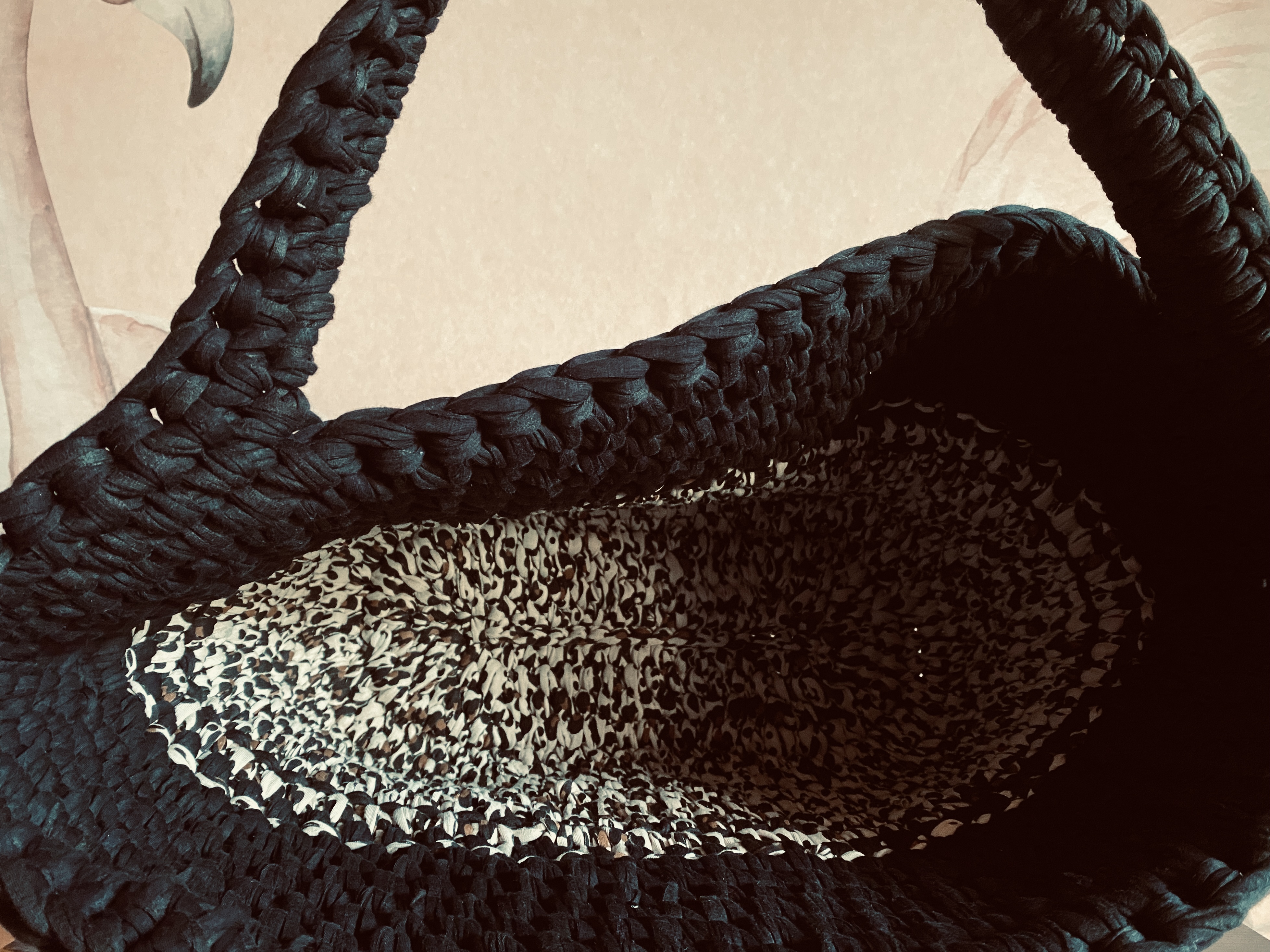 handgehäkelte XXL-Handtasche | Shopper im Leo-Look – Bild 4