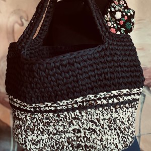 handgehäkelte XXL-Handtasche | Shopper im Leo-Look – Bild 6