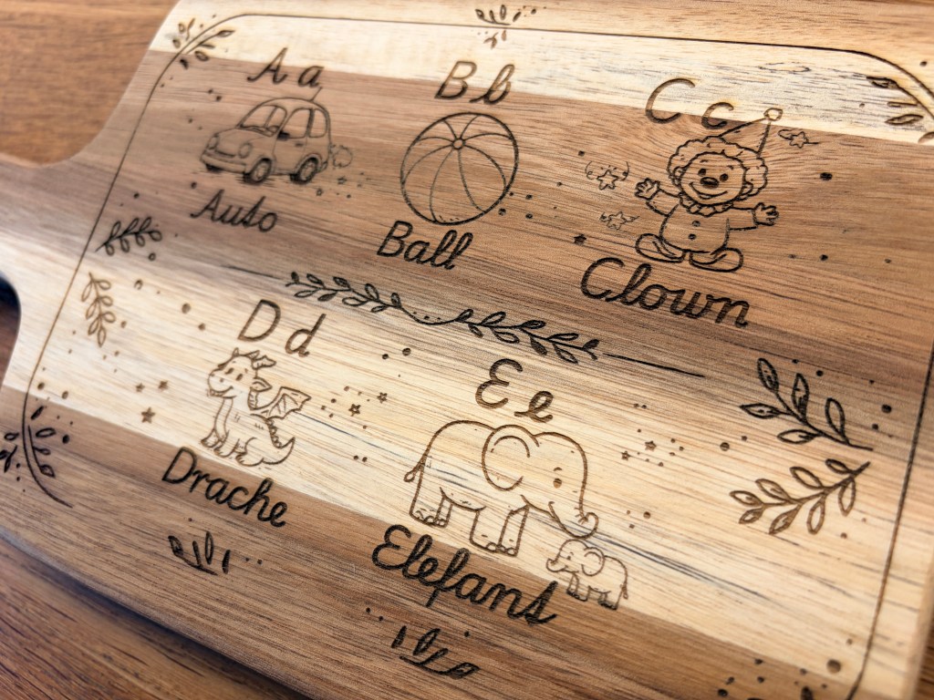 Lernbrettchen | Frühstücksbrettchen | Massivholz mit Griff | personalisierbar