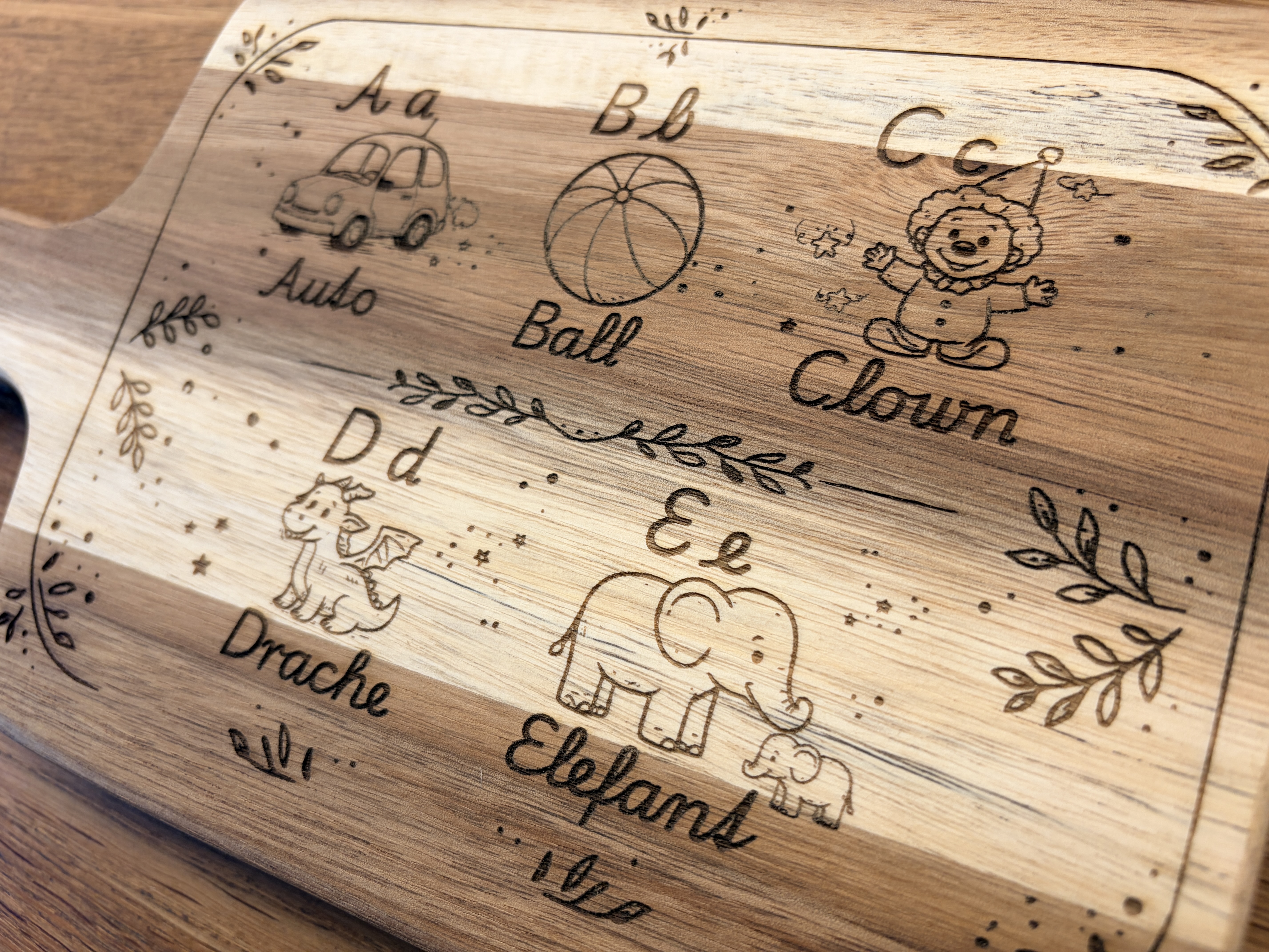 Lernbrettchen | Frühstücksbrettchen | Massivholz mit Griff | personalisierbar – Bild 6