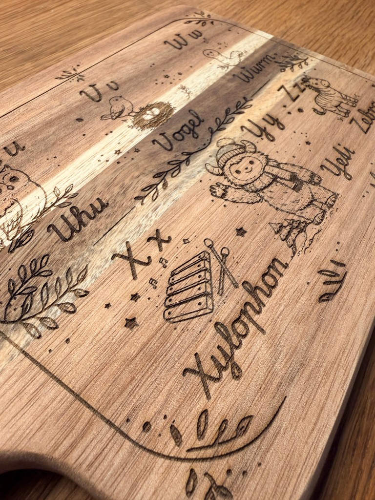 Lernbrettchen | Frühstücksbrettchen | Massivholz mit Griff | personalisierbar