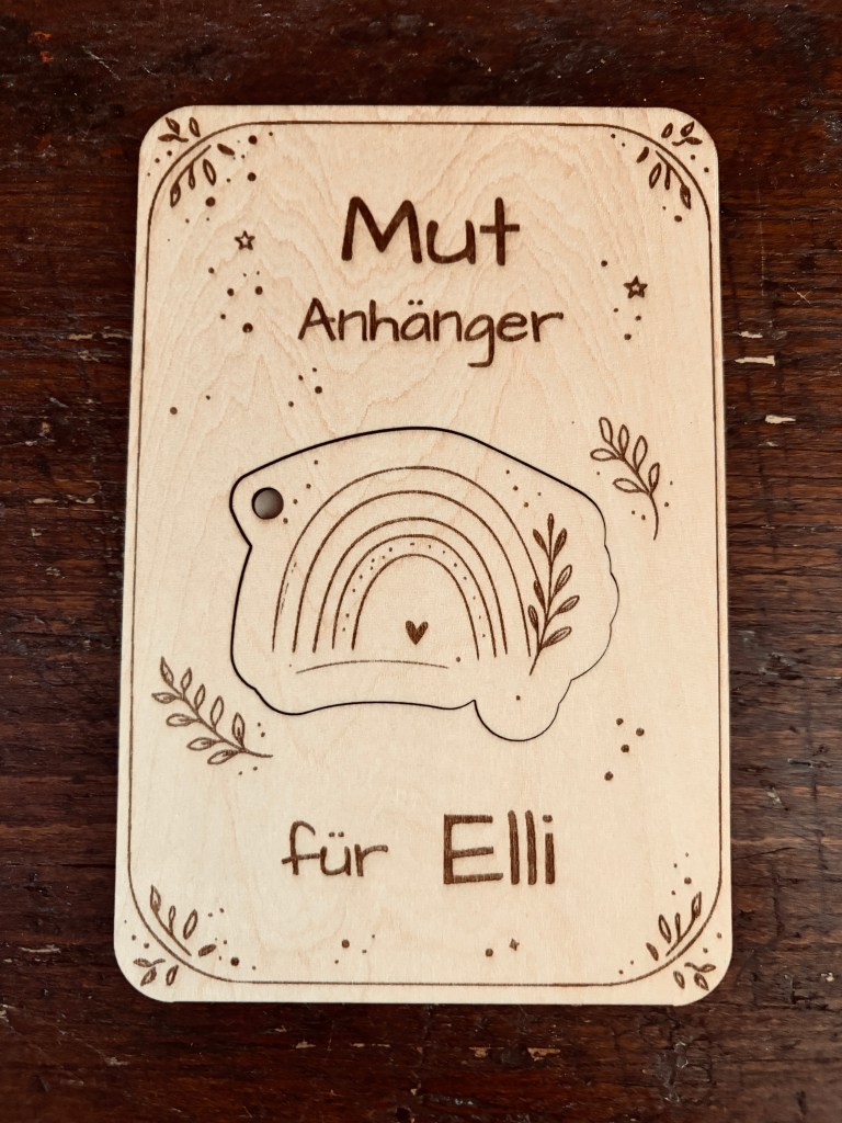 personalisiertes Einschulungsgeschenk aus Holz