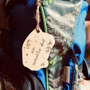 personalisiertes Einschulungsgeschenk aus Holz – Bild 17